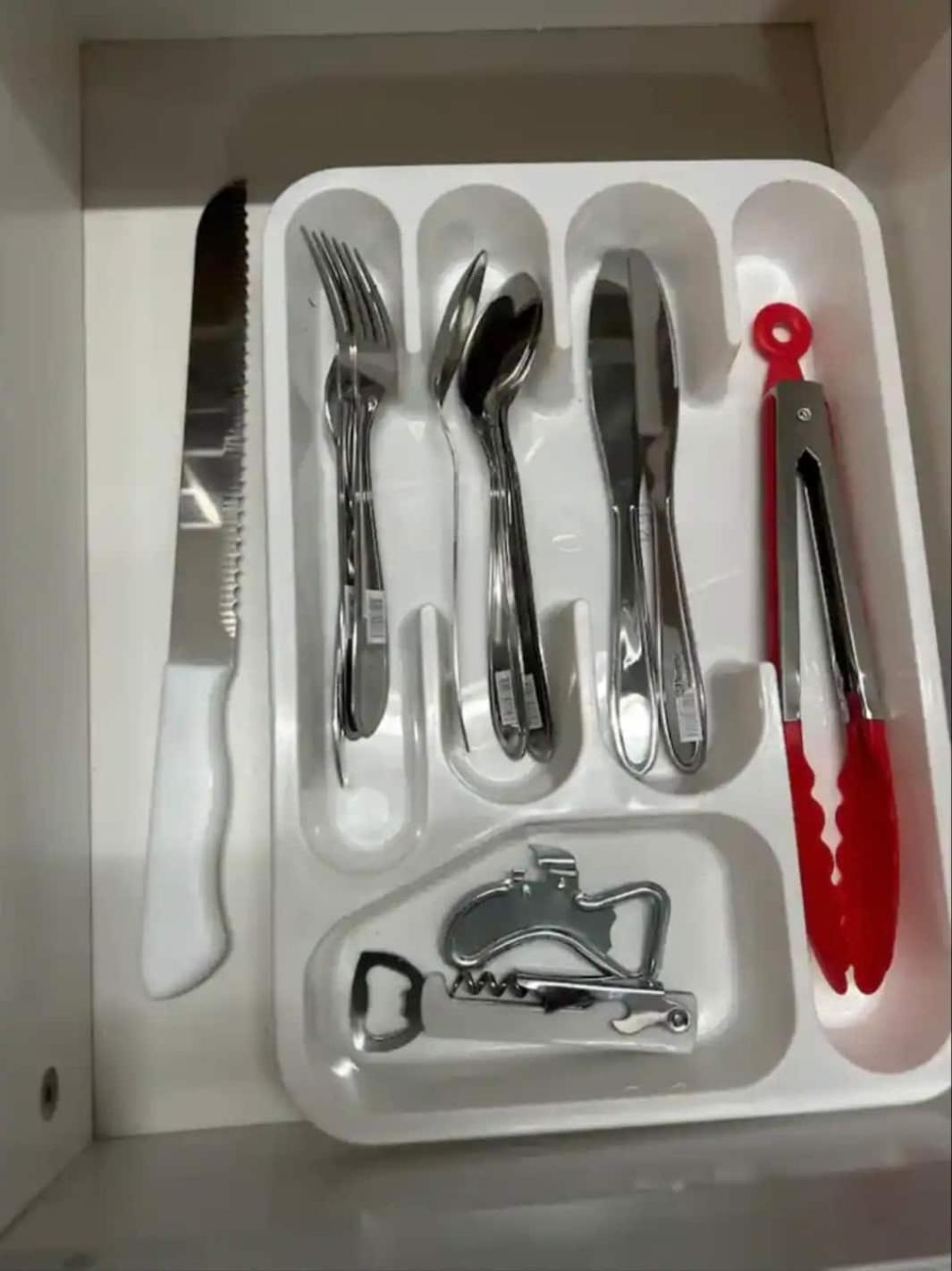 12 Com Arcondicionado, Savassi, Cozinha Completa, Vaga, Skema School * Belo Horizonte
