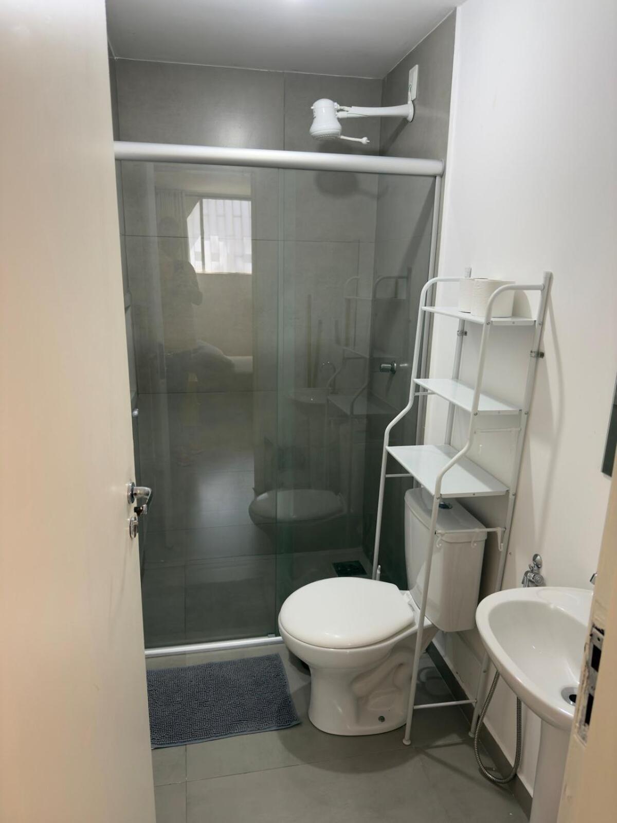 12 Com Arcondicionado, Savassi, Cozinha Completa, Vaga, Skema School Belo Horizonte